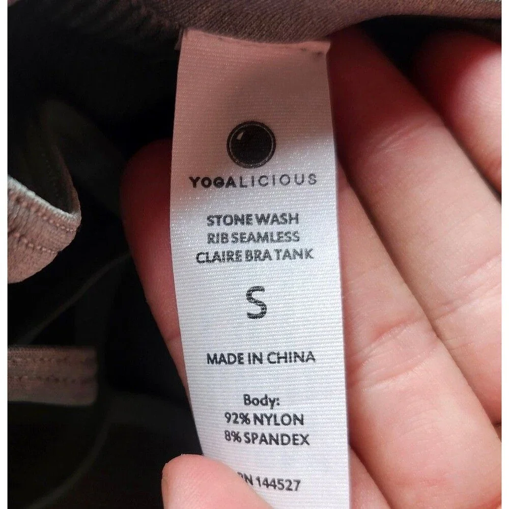 (S) YOGALICIOUS STONE WASH RIBSEAMLESS CLAIRE BRA TANK